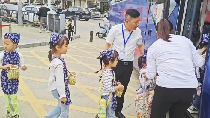 九江長運：護送萌娃研學(xué)之旅